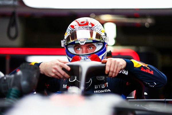 Verstappen potvrzuje roli favorita