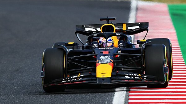 Verstappen zvládl dva starty, domácí hrdina zabodoval