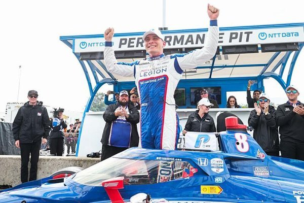 Newgarden tvrdě boural a Lundqvist má první pole