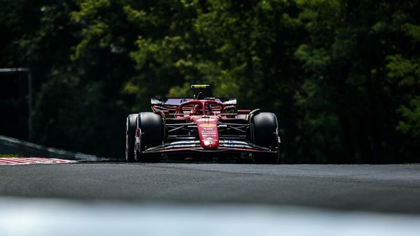 Trénink na Hungaroringu byl přerušen Leclercovou nehodou