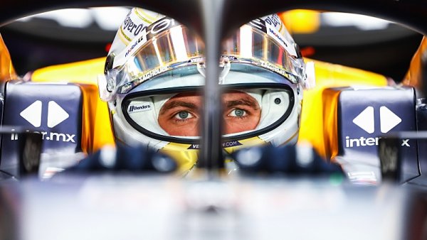 Verstappen přišel o pole position