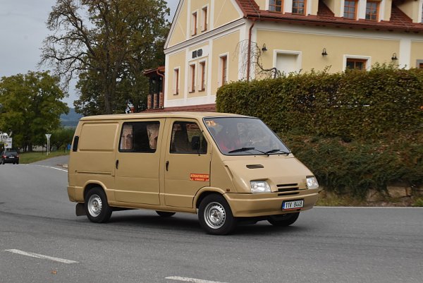 Prototyp BAZ 900 MNA – jeden ze čtyř