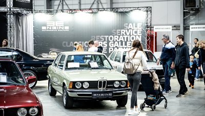 Historické vozy a youngtimery na Prague Car Festivalu
