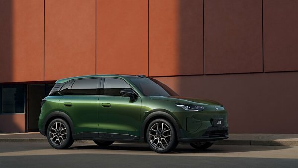 Dostupné prémiové SUV nové generace