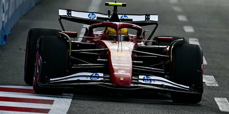 Hamilton vystoupal na špici, Norris si poškodil zavěšení