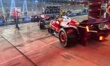 Hamiltona potěšilo jenom počasí