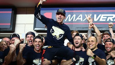 Mistrovské oslavy po sprintu