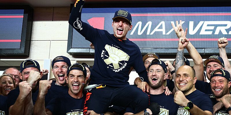 Mistrovské oslavy po sprintu