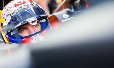 Verstappen opět vyzrál na favority