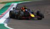 Verstappen kouzlil, rozdílné strategie míchaly kartami