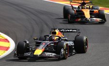 Verstappen se vysmál Mclarenům
