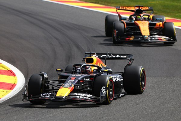 Verstappen se vysmál Mclarenům Verstappen se vysmál Mclarenům