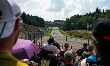 Víkend na F1 v Belgii: Nejdříve déšť, poté radost pro Čechy