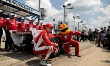 Pole position získali v Iowě Newgarden a Palou