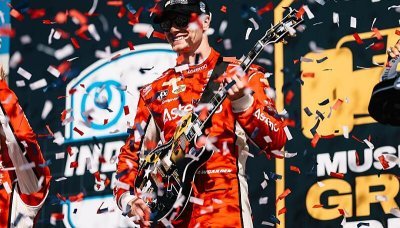 Newgarden zakončil sezónu vítězstvím doma v Nashvillu
