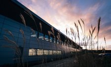 Aston má hodnotu 3.2 miliardy dolarů
