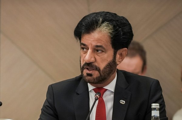 Ben Sulajem navždy prezidentem?