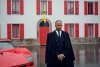 Hamilton prodal sbírku automobilů