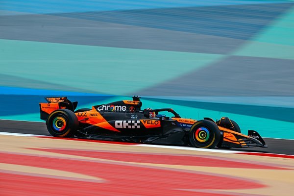 Tajemství McLarenu odhalila termokamera Tajemství McLarenu odhalila termokamera