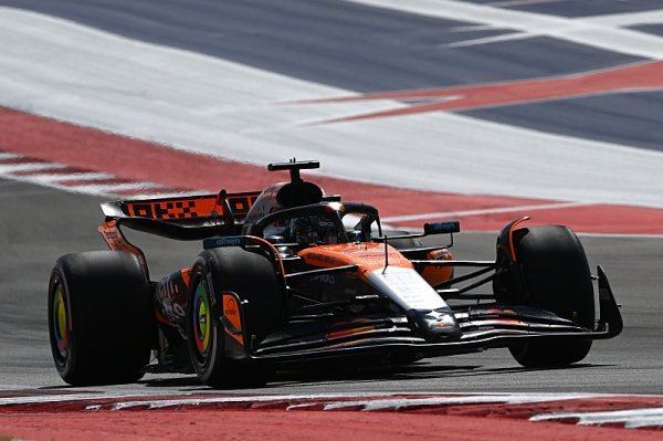 Norris nejrychlejší v Austinu, Hülkenberg překvapil druhým místem Norris nejrychlejší v Austinu, Hülkenberg překvapil druhým místem