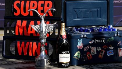 Red Bull věřil Verstappenovi