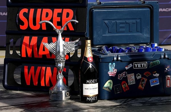 Red Bull věřil Verstappenovi