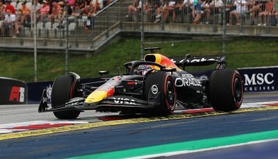 Hodí Red Bull flintu do žita?