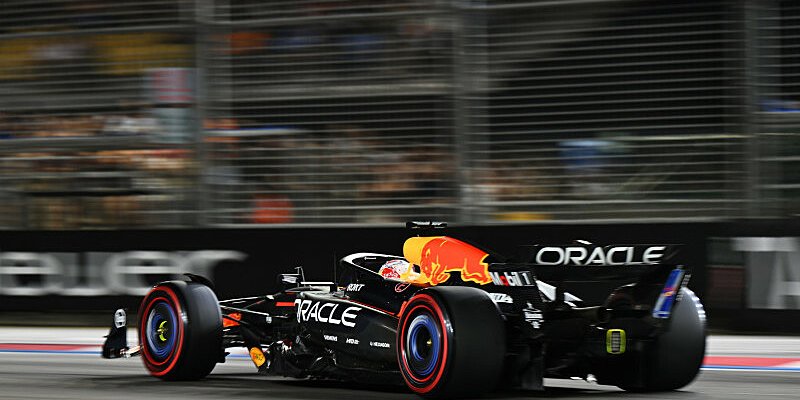 Verstappen nejrychlejší, Lawson boural