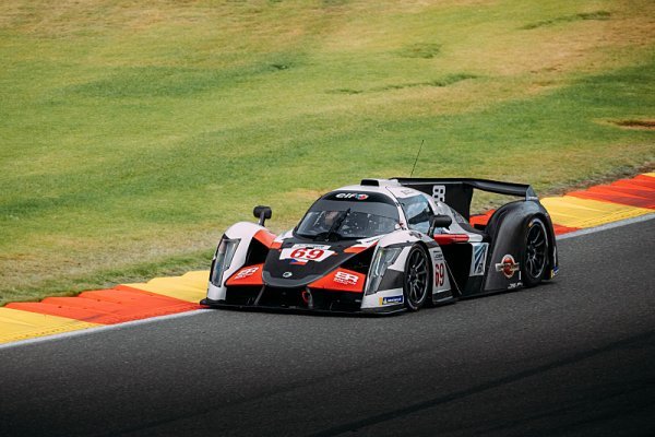 Dvojité vítězství v Ligier European Series