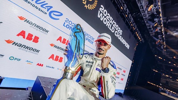 Wehrlein bez bodů a přesto šampionem