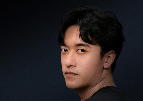 Čou jde ke Cadillacu