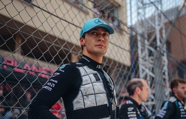 Russell podle očekávání nejrychlejší, Fornaroli nejlepší z nováčků