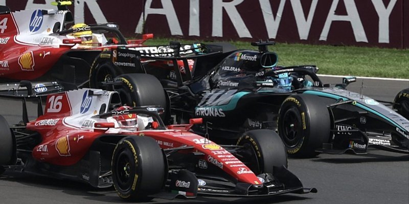 Russell vykročil za životní šancí, Ferrari hodilo příležitost do koše