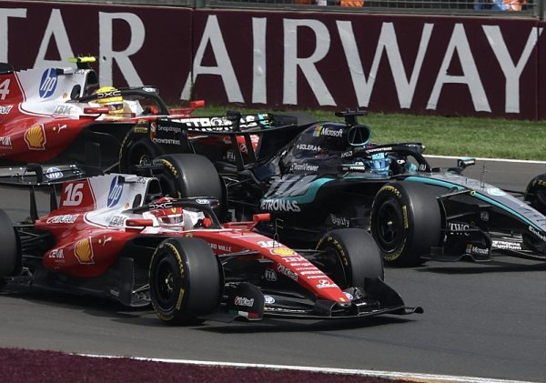 Russell vykročil za životní šancí, Ferrari hodilo příležitost do koše