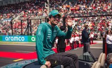 Verstappen a Stroll budou závodit i během pauzy