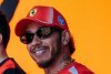 Hamilton měl štěstí i odvahu, Antonelli pořádnou smůlu