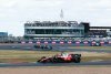 Leclerc překvapivým králem Silverstone