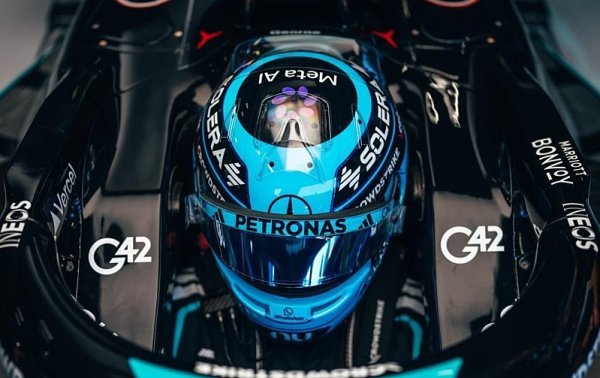Mercedes sesazuje Ferrari