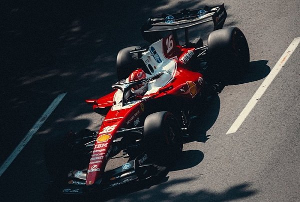 Ferrari utíká Red Bull i McLaren
