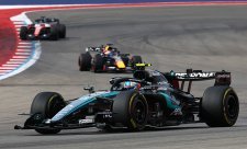 Verstappen to zkusil na Antonelliho, ale bez úspěchu