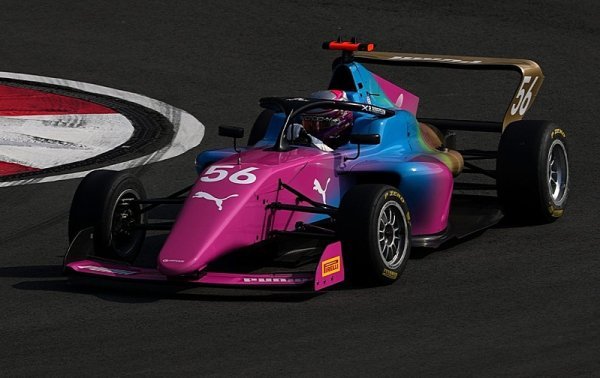 Dvakrát pět míst pro dámy