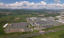 Toyota v Polsku zakládá obří recyklační továrnu na stará auta