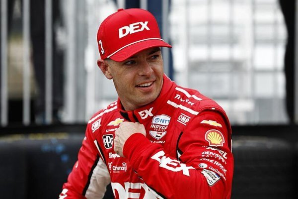 McLaughlin vstoupil do nového ročníku nejrychleji