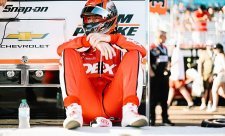 McLaughlin znovu na pole position, šokoval nováček