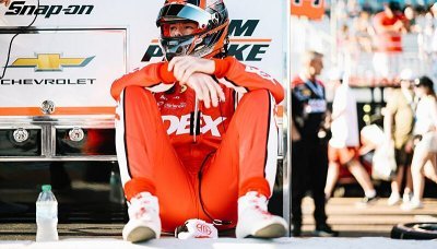 McLaughlin znovu na pole position, šokoval nováček