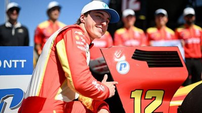 První pole pro Malukase, Schumacher senzačně čtvrtý