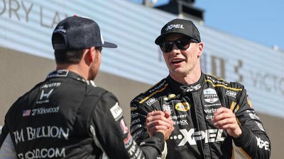 Newgarden ovládl strategickou bitvu ve Phoenixu