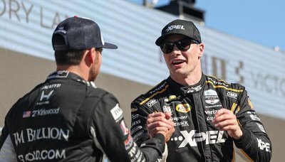 Newgarden ovládl strategickou bitvu ve Phoenixu