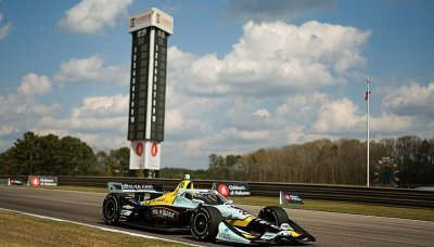 Sezona po týdenní pauze pokračuje v Alabamě