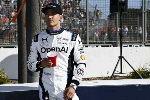 Poslední pit stop převážil misku vah pro Paloua